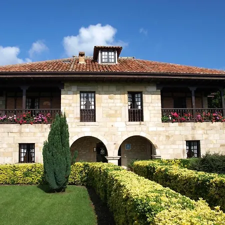 Siglo Xviii 3* Santillana del Mar